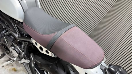 Yamaha XSR900 HERITAGE MT09 2016 ONLY 19K STUNNING MODERN RETRO 900CC 35