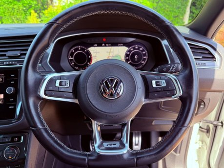 Volkswagen Tiguan 2.0 TDI R-Line 4Motion Euro 6 (s/s) 5dr 19