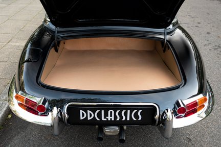 Jaguar E-Type 3.8 Flat Floor Roadster 22