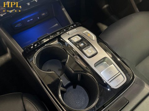 Hyundai TUCSON 1.6 h T-GDi Ultimate SUV 5dr Petrol Hybrid Auto Euro 6 (s/s) (230 ps) 17