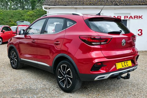 MG ZS EXCLUSIVE T-GDI.. MAIN DEALER SERVICE HISTORY.. STUNNING EXAMPLE 13