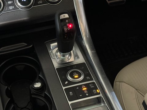 Land Rover Range Rover Sport SDV6 HSE DYNAMIC 15