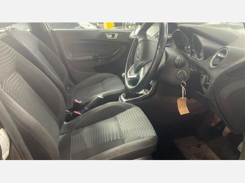 Ford Fiesta 1.0T EcoBoost Zetec Euro 6 (s/s) 5dr 6