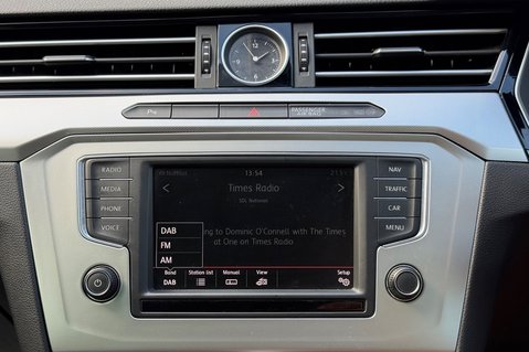 Volkswagen Passat SE BUSINESS TDI BMT DSG - £35 ROAD TAX -ULEZ READY -ADAPTIVE CRUISE CONTROL 40