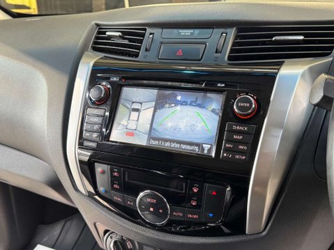 Nissan Navara 2.3 Navara Tekna dCi Auto 4WD 5dr 51