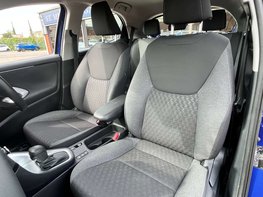 Toyota Yaris 1.5 Yaris Icon HEV CVT 5dr 59