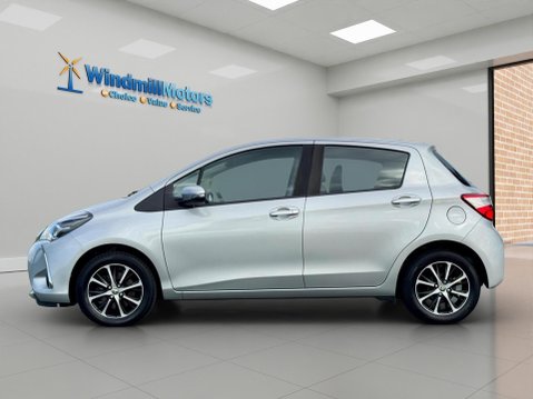 Toyota Yaris 1.5 VVT-i Icon Tech Euro 6 5dr 7
