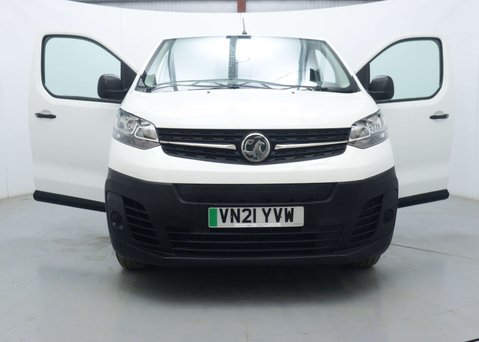 Vauxhall Vivaro 3100 75kWh Dynamic Panel Van 5dr Electric Auto L2 H1 (136 ps) 44