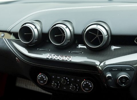 Ferrari F12 Berlinetta 16