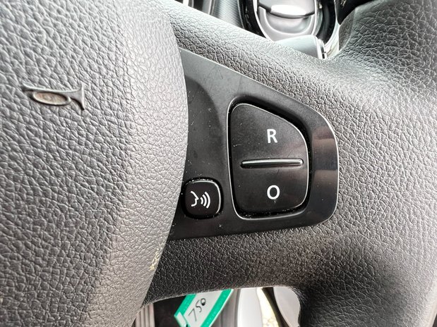Renault Trafic SWB L1H1 Low Roof Sportive Air Con Nav EURO 6 NO VAT 42