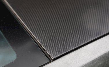 Aston Martin Vanquish S 29