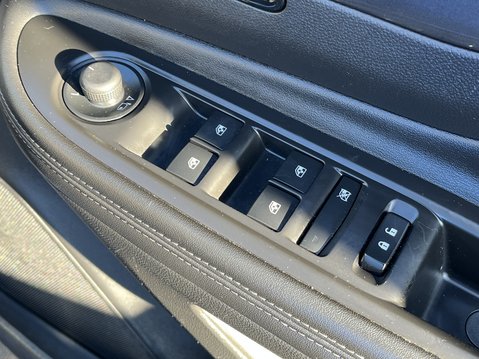 Vauxhall Mokka X 1.4T Elite Nav 5dr 4WD Auto 22