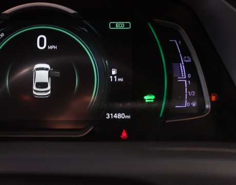 Hyundai IONIQ PREMIUM MHEV 18