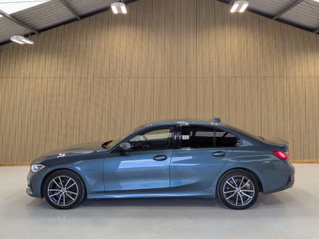 BMW 3 Series 2.0 318d Sport Auto 4dr 17