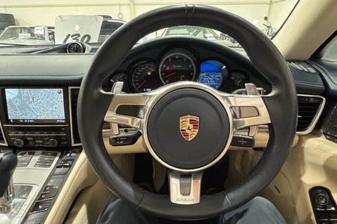 Porsche Panamera TURBO PDK 12