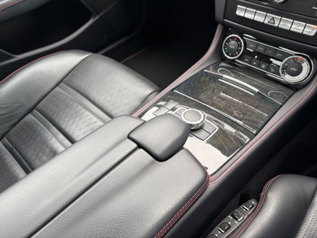 Mercedes-Benz CLS CLS400 AMG LINE 35