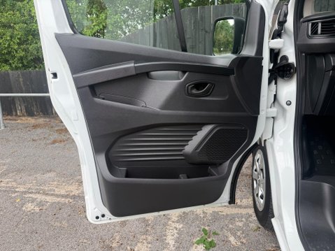 Renault Trafic SL28 BUSINESS PLUS DCI 21