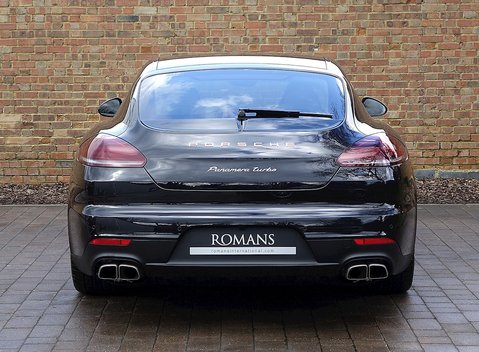 Porsche Panamera Turbo 23