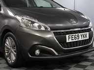 Peugeot 208 PURETECH S/S SIGNATURE 24