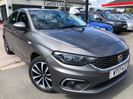 Fiat Tipo LOUNGE 1.4 petrol manual 5 door hatchback 43,000 miles, Good specification 28