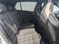 Volkswagen Golf GTD TDI DSG 17