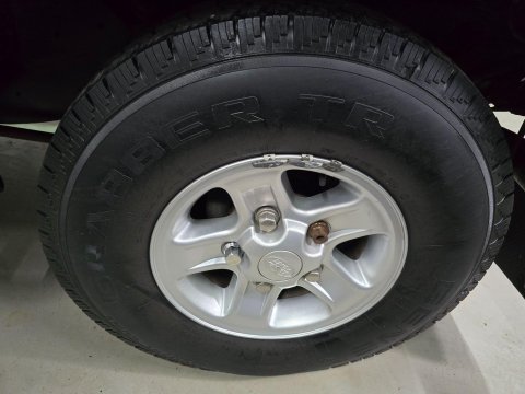 Land Rover Defender 2.5 TD5 County Hard Top SUV SWB 3dr 29