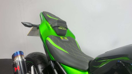 Kawasaki Z900 2017 ONLY 8K NEW MOT SUPER NAKED EXCELLENT CONDITION 900CC 38