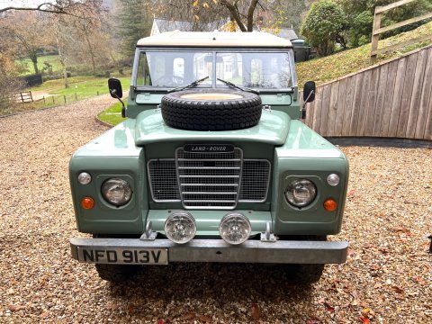 Land Rover 88 Series III 4 CYL 4