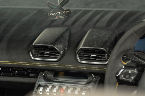 Lamborghini Huracan 40