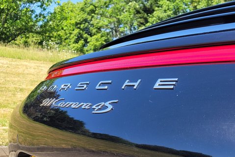 Porsche 911 CARRERA 4S PDK 17