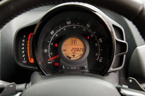 Toyota Aygo VVT-I X-PLAY X-SHIFT 14