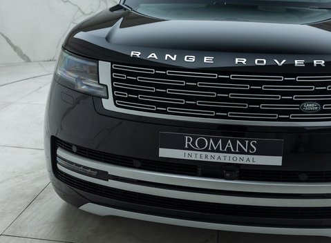 Land Rover Range Rover D350 AUTOBIOGRAPHY LWB 32