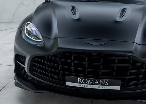 Aston Martin DBX 707 