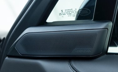 Land Rover Range Rover P530 Autobiography LWB 26