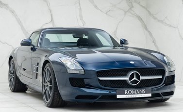 Mercedes-Benz SLS AMG 6