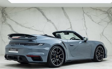 Porsche 911 Turbo S Cabriolet (992) 7