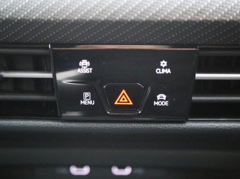 Volkswagen Golf 1.5 TSI R-Line Euro 6 (s/s) 5dr 17