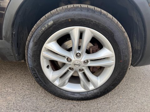 Nissan Qashqai 1.6 Acenta 2WD Euro 5 (s/s) 5dr 20