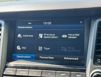 Hyundai TUCSON 1.7 CRDi Blue Drive Premium SUV 5dr Diesel DCT Euro 6 (s/s) (141 ps) 22