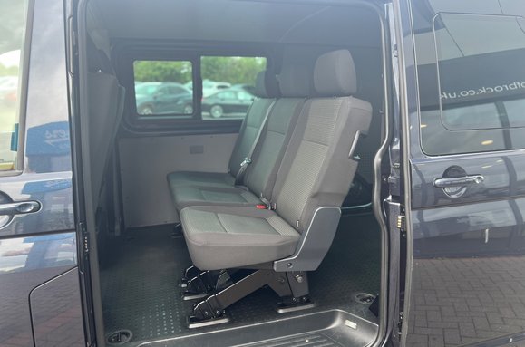 Volkswagen Transporter T32 TDI KOMBI HIGHLINE 5 SEATS 27