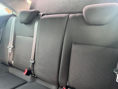 SEAT Ibiza 1.2 TSI FR Sport Coupe Euro 5 3dr 28