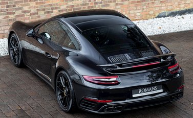 Porsche 911 (991.2) Turbo S 9