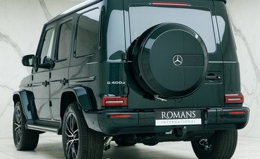 Mercedes-Benz G Class G400d AMG LINE PREMIUM PLUS 10