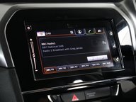 Suzuki Vitara SZ-T BOOSTERJET MHEV 38