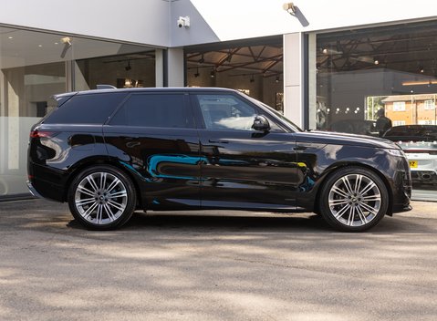 Land Rover Range Rover Sport P400 AUTOBIOGRAPHY 3