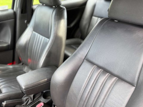 Alfa Romeo 147 1.6 147 Collezione TS 5dr 13