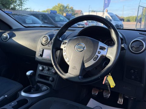 Nissan Qashqai 1.6 n-tec 2WD Euro 5 5dr 9
