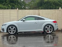 Audi TT 2.0 TFSI 40 S line Coupe 3dr Petrol S Tronic Euro 6 (s/s) (197 ps) 7