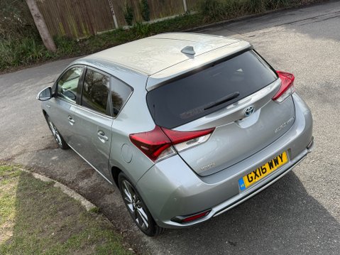 Toyota Auris VVT-I EXCEL HYBRID AUTO 44