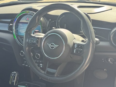 Mini Hatch (Sold) Cooper SE 32.6kWh Level 3 Hatchback 3dr Electric Auto (184 ps) 15